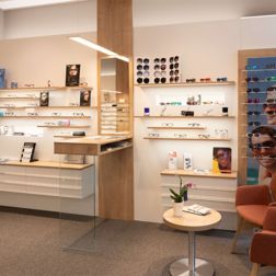 Innenansicht Ladengeschäft Augenoptik Thomas Wünsche - Görlitz